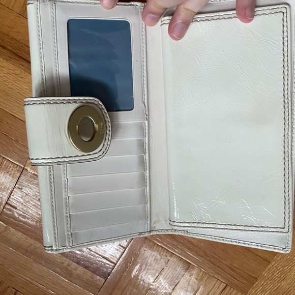 Coach patent white wallet - Picture 4 of 6